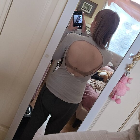 Backless Stretchy Tight Fit Shirt - Picture 5 of 6